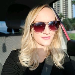 Meet your Posher, Haley